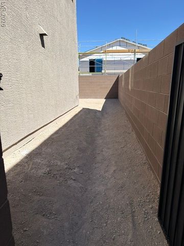 924 Alethea River Avenue, North Las Vegas, NV 89084