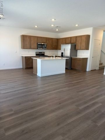 924 Alethea River Avenue, North Las Vegas, NV 89084