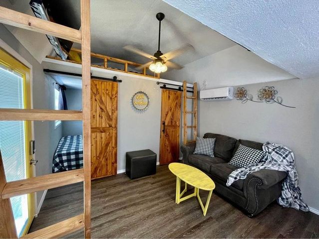 12700 Mineral Wells Highway 1, Weatherford, TX 76088