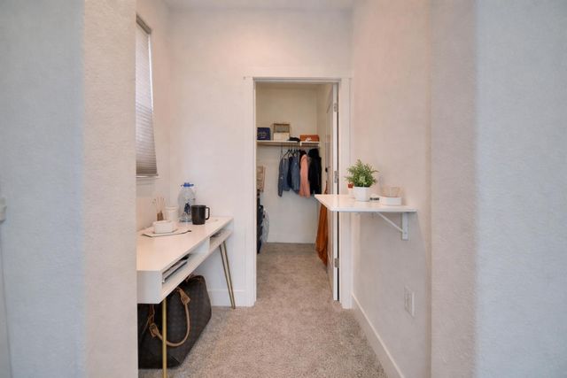 1080 Mariners Dr, Lathrop, CA 95330