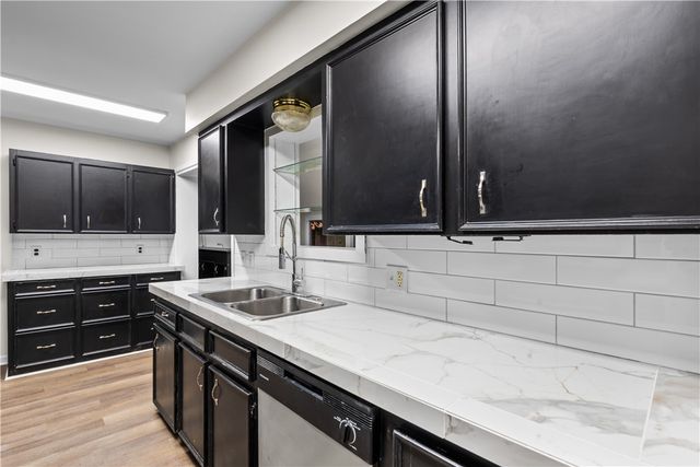 4402 Dolphin Pl, Corpus Christi, TX 78411