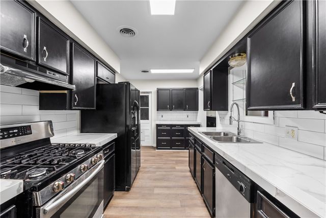 4402 Dolphin Pl, Corpus Christi, TX 78411