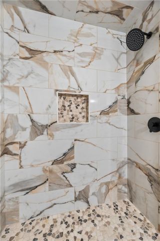 4402 Dolphin Pl, Corpus Christi, TX 78411