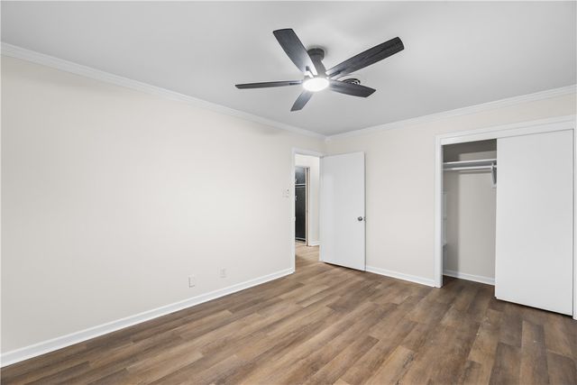 4402 Dolphin Pl, Corpus Christi, TX 78411