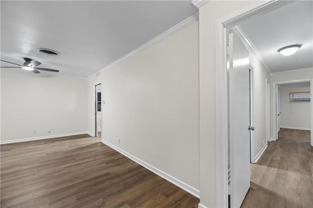 4402 Dolphin Pl, Corpus Christi, TX 78411