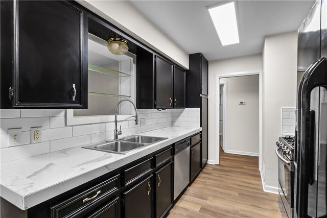 4402 Dolphin Pl, Corpus Christi, TX 78411