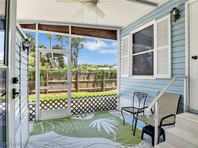 160 Cheetah DR 160, Naples, FL 34114