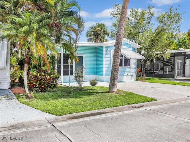 160 Cheetah DR 160, Naples, FL 34114