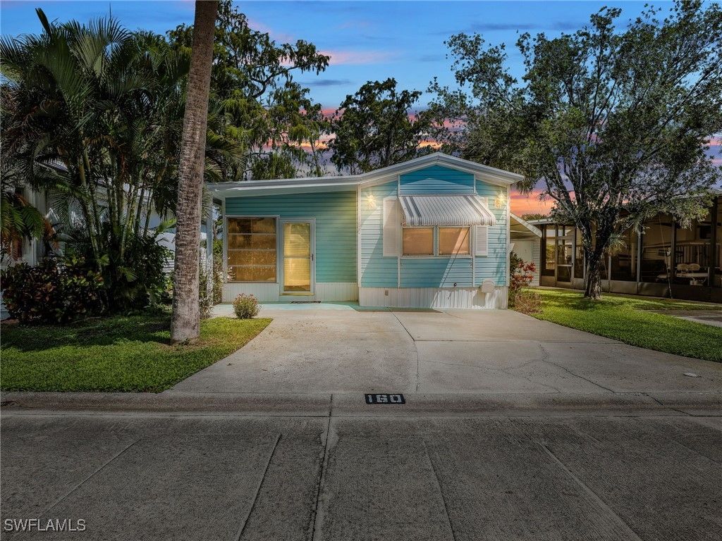 160 Cheetah DR 160, Naples, FL 34114