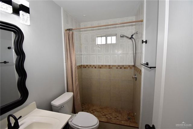 1008 W Toffee Drive, Pharr, TX 78577