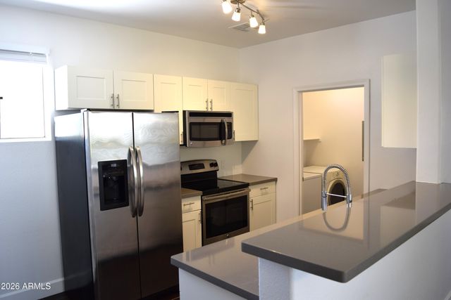 9550 E THUNDERBIRD Road 274, Scottsdale, AZ 85260