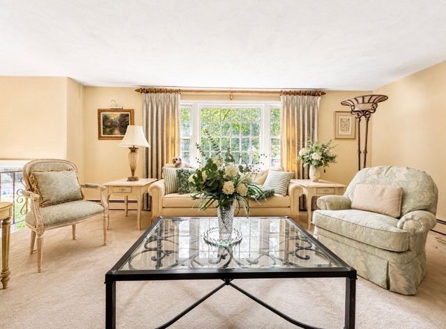 18 Lido, Bedford, MA 01730