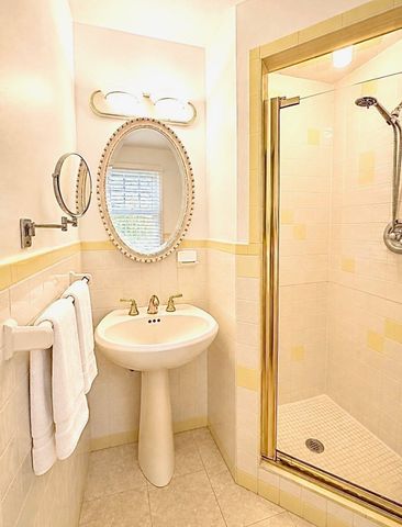 18 Lido, Bedford, MA 01730