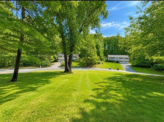 18 Lido, Bedford, MA 01730