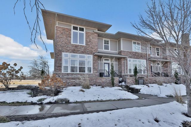 10740 Town Square Drive NE G, Blaine, MN 55449