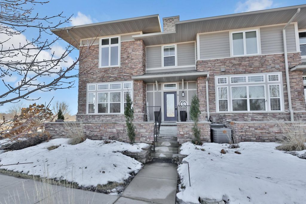 10740 Town Square Drive NE G, Blaine, MN 55449