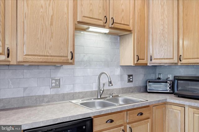 405 LEEDS RIDGE CT, Purcellville, VA 20132