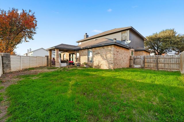 420 Goodnight Trail, Justin, TX 76247
