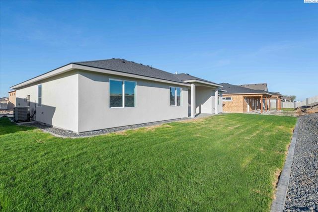 7151 W 35th Ave, Kennewick, WA 99338
