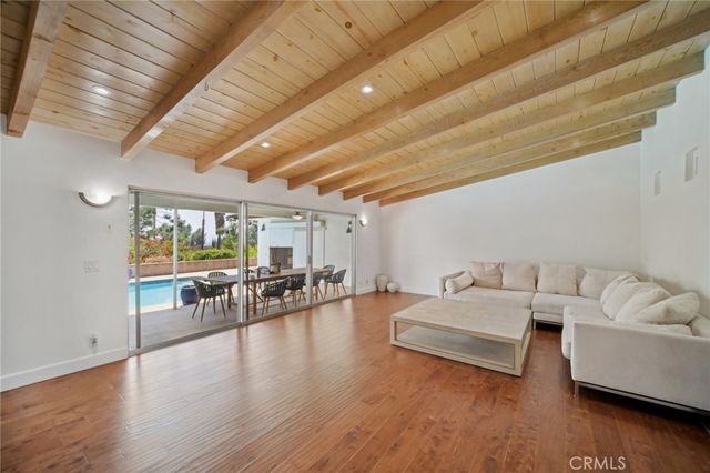 12218 Sarazen Place, Granada Hills, CA 91344