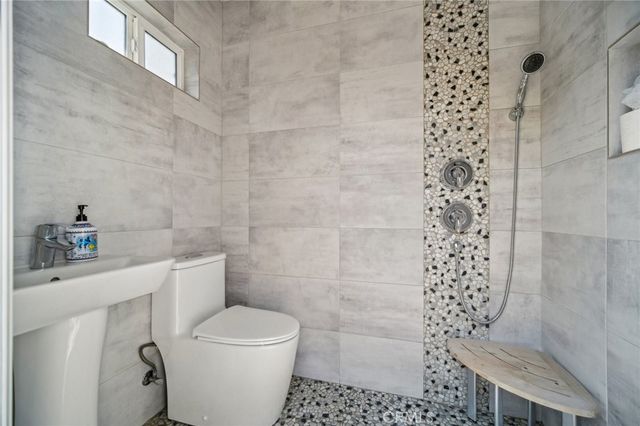 12218 Sarazen Place, Granada Hills, CA 91344