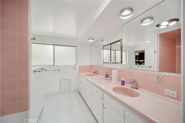 12218 Sarazen Place, Granada Hills, CA 91344