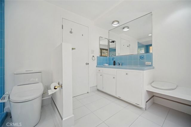 12218 Sarazen Place, Granada Hills, CA 91344