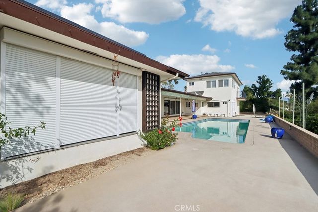 12218 Sarazen Place, Granada Hills, CA 91344