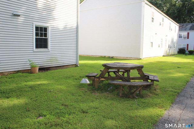120 Gallup Hill 2C, Ledyard, CT 06339