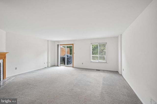 8 OROURKE CT, Newark, DE 19702