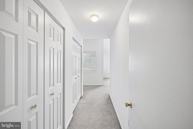 8 OROURKE CT, Newark, DE 19702