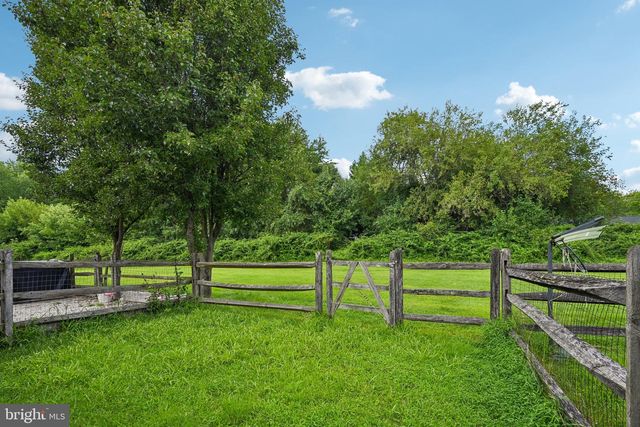 8 OROURKE CT, Newark, DE 19702