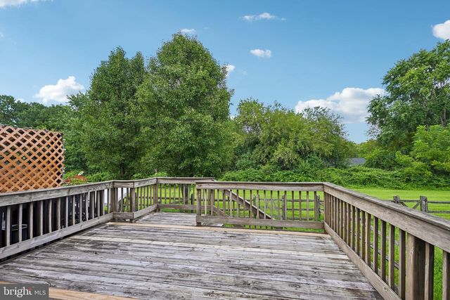 8 OROURKE CT, Newark, DE 19702
