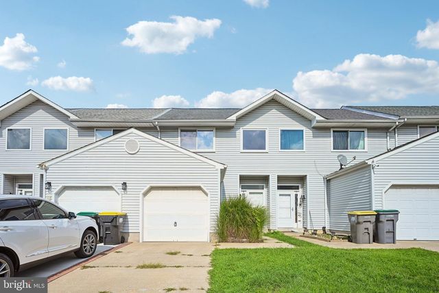 8 OROURKE CT, Newark, DE 19702
