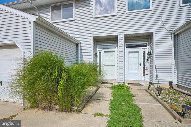 8 OROURKE CT, Newark, DE 19702
