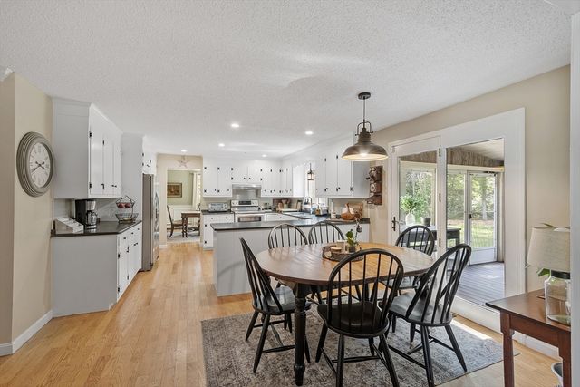 35 Mount Lebanon St, Pepperell, MA 01463