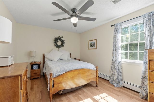 35 Mount Lebanon St, Pepperell, MA 01463