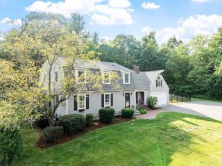 35 Mount Lebanon St, Pepperell, MA 01463