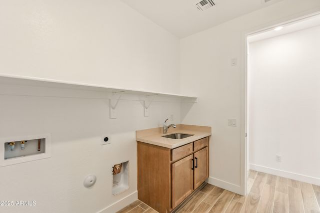 21435 W MEADOWBROOK Avenue, Buckeye, AZ 85396