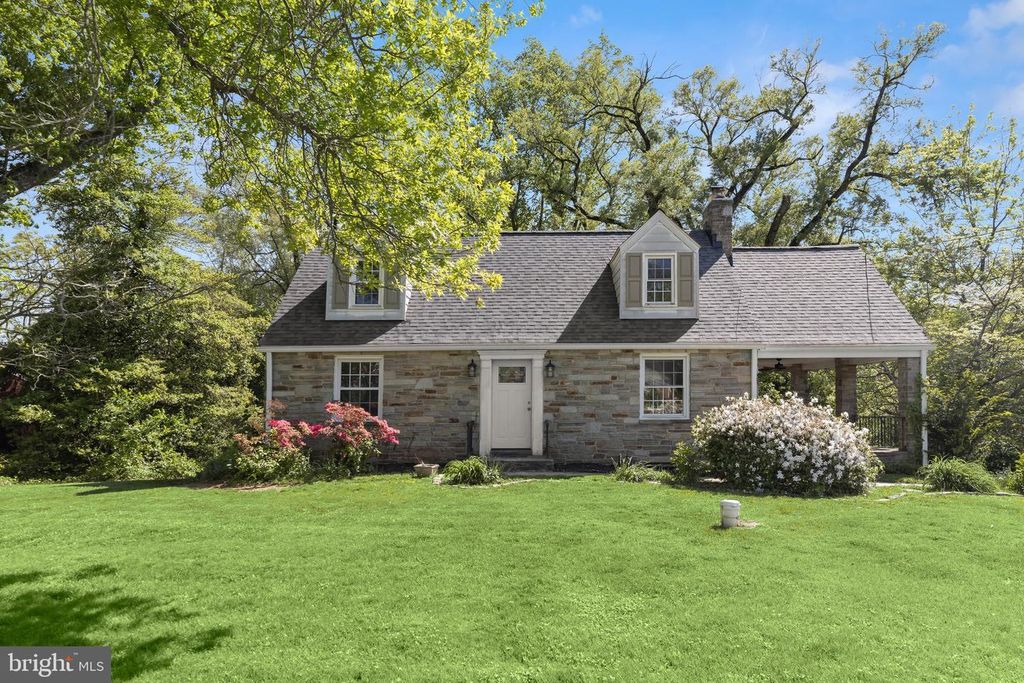 8701 WINDSOR MILL RD, Baltimore, MD 21244