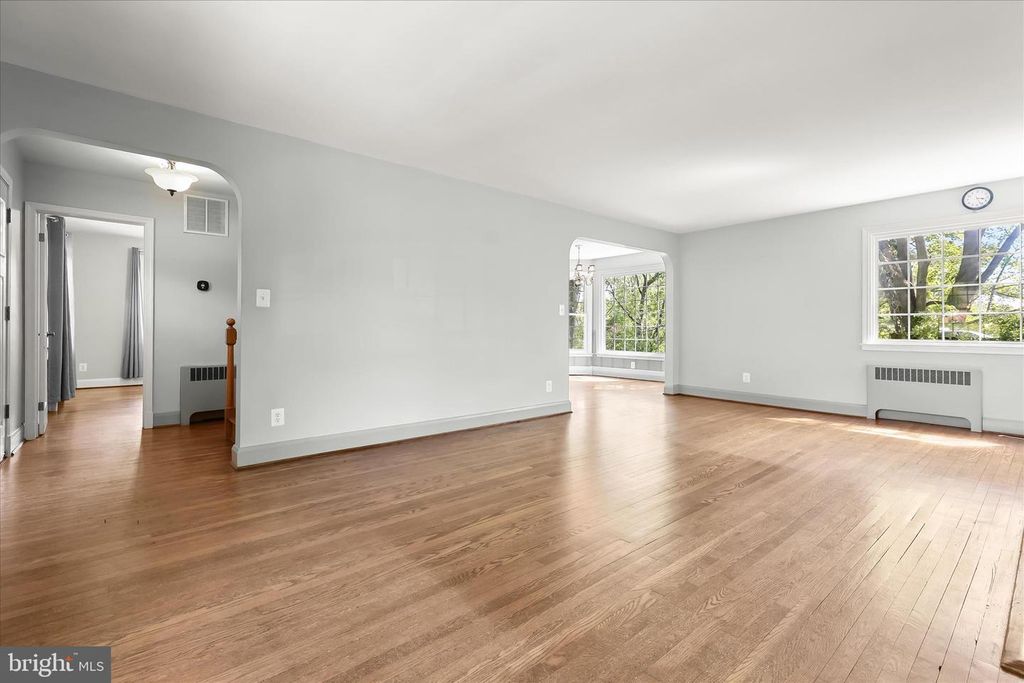 Image 11 of property listing at 8701 WINDSOR MILL RD, Baltimore, MD 21244