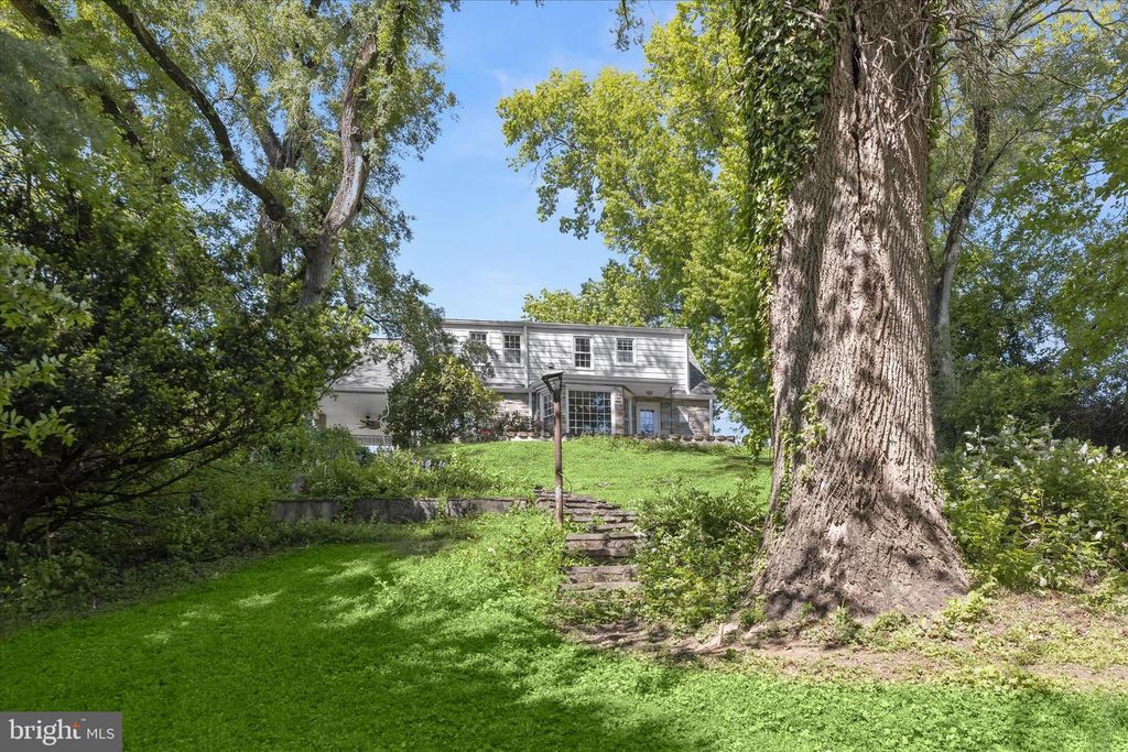 Image 54 of property listing at 8701 WINDSOR MILL RD, Baltimore, MD 21244