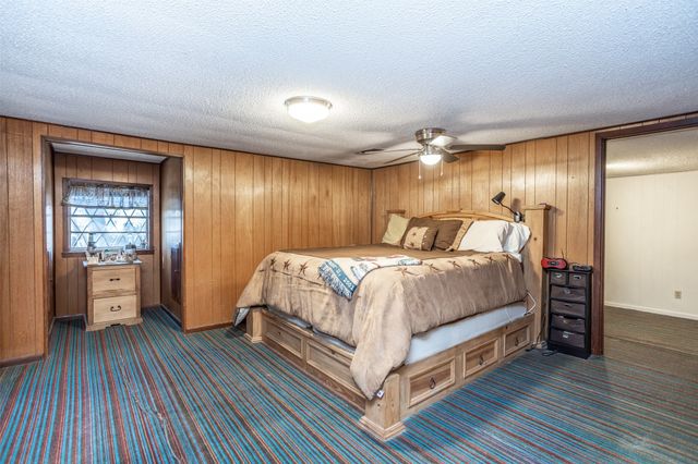 300 Thompson Street, Pottsboro, TX 75076