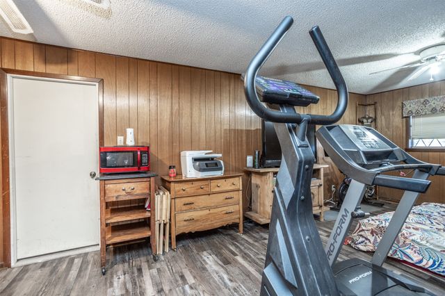 300 Thompson Street, Pottsboro, TX 75076