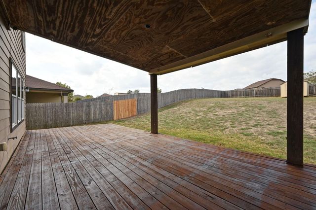 181 Cushman DR, Kyle, TX 78640