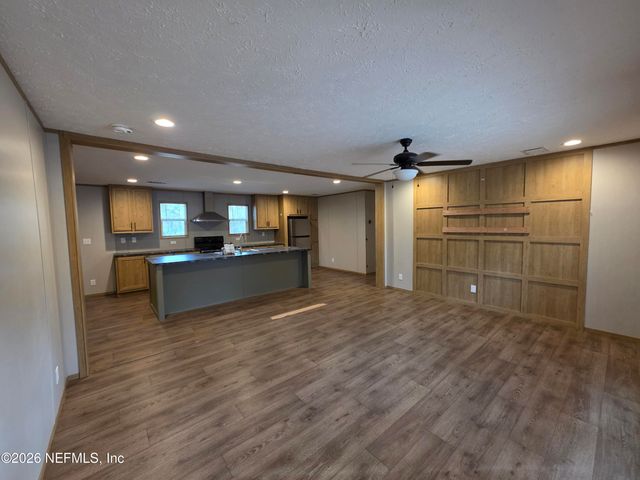 1556 RAYNE Point, Middleburg, FL 32068