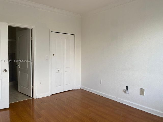 17630 NW 73rd Ave 102-4, Hialeah, FL 33015