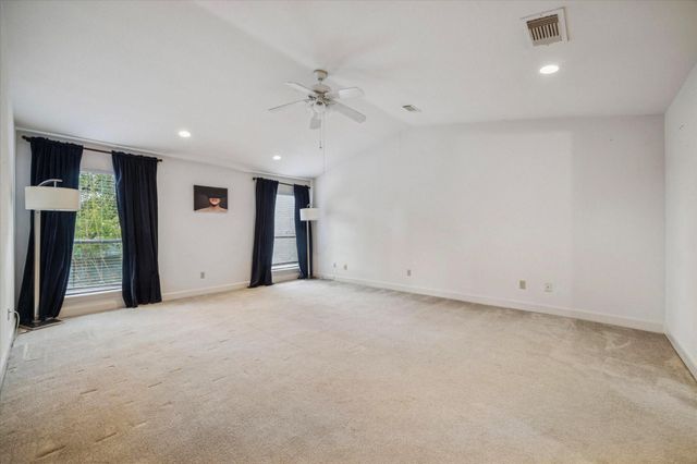 880 Tully Road 13, Houston, TX 77079