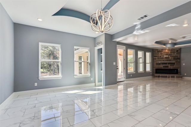 130 Creekwood TRL, Cedar Creek, TX 78612