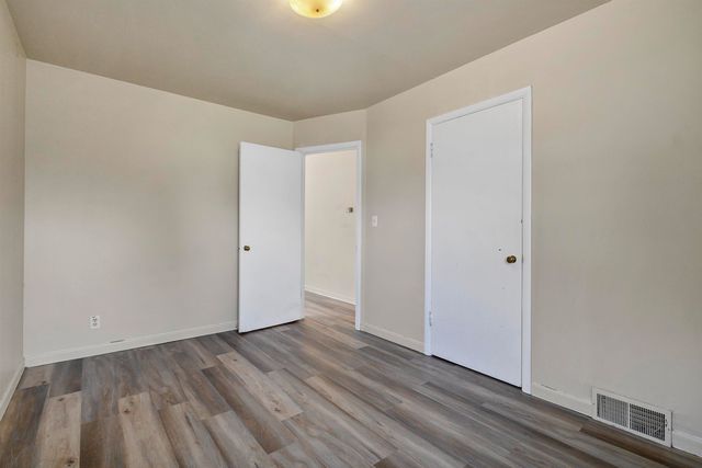 5003 W Hoffman Pl, Spokane, WA 99205